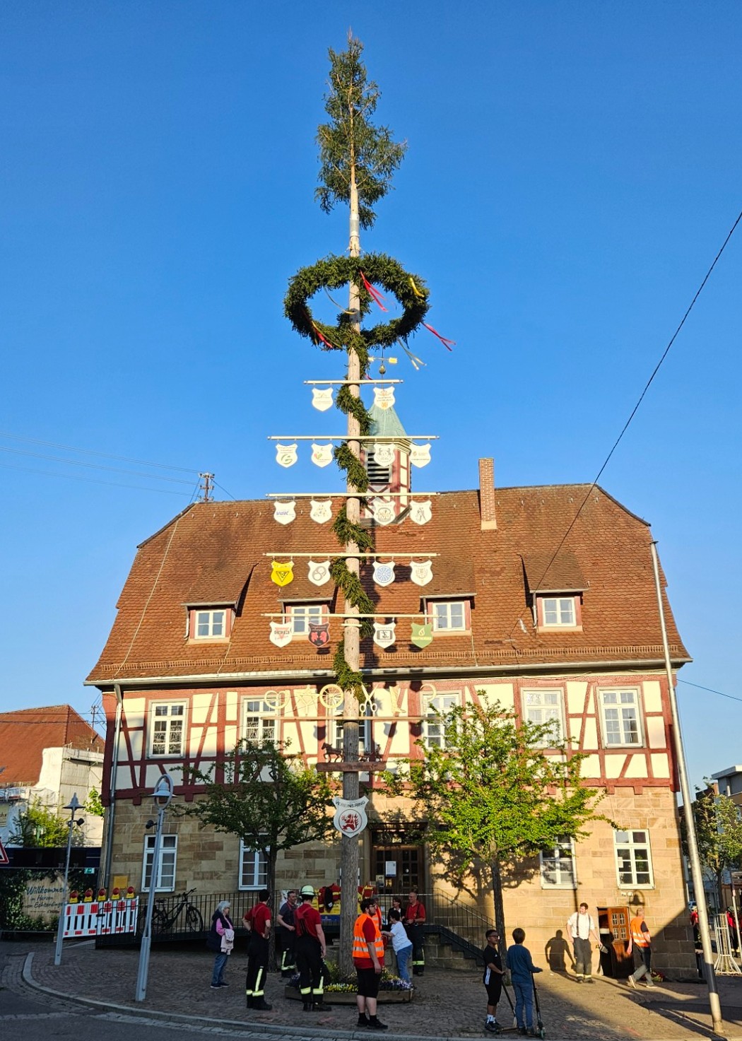 Aufstellung Maibaum 2025